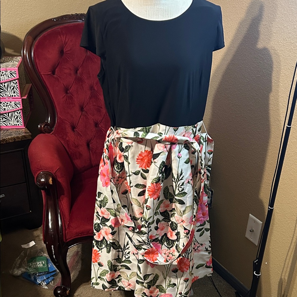 Elle Black and Floral Dress